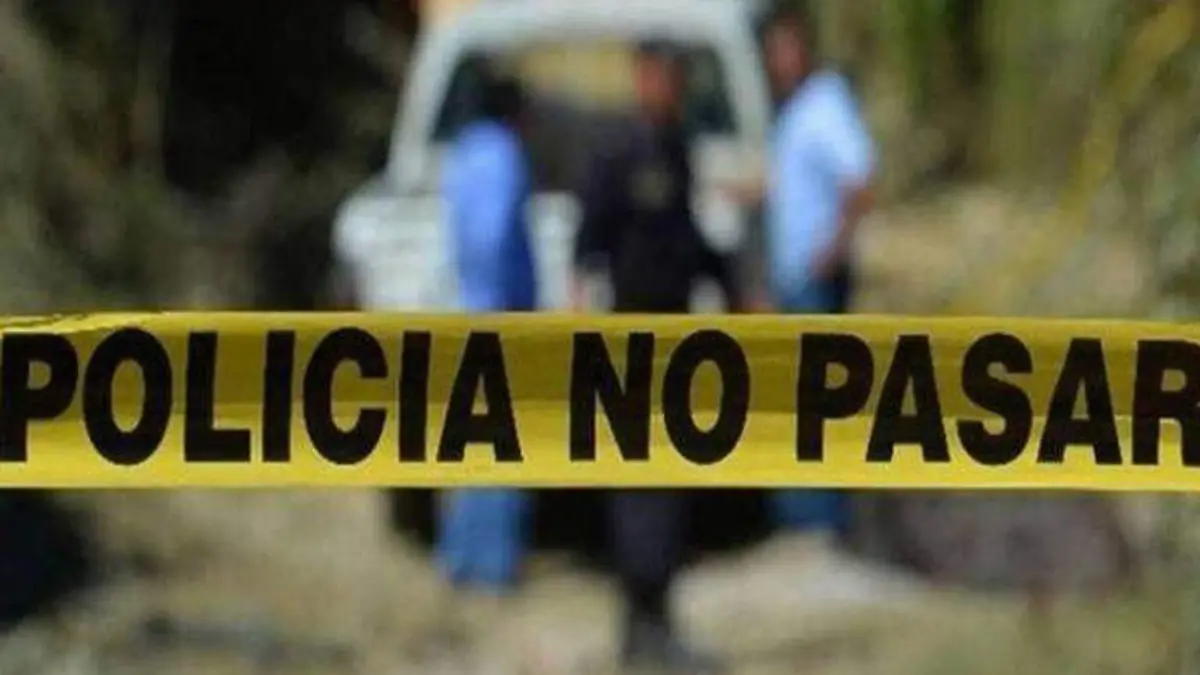 Menor de 13 años muere al caer de una camioneta, iba a trabajar